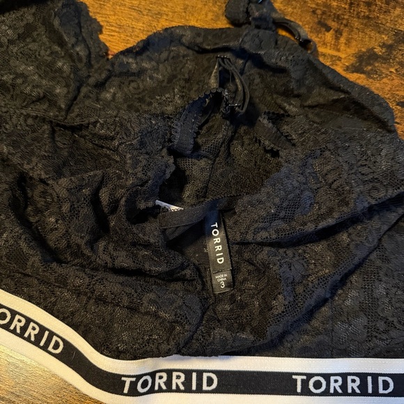2 Torrid Black Lace Bralettes - Picture 3 of 4